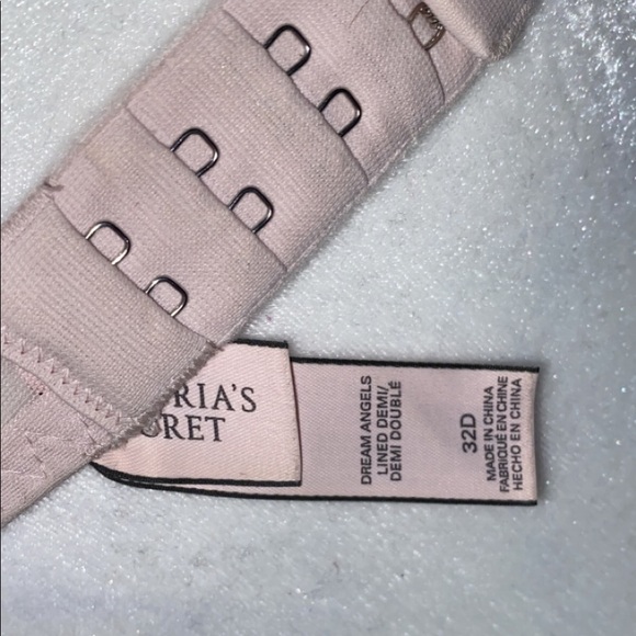 Victoria’s Secret bra - Picture 4 of 4